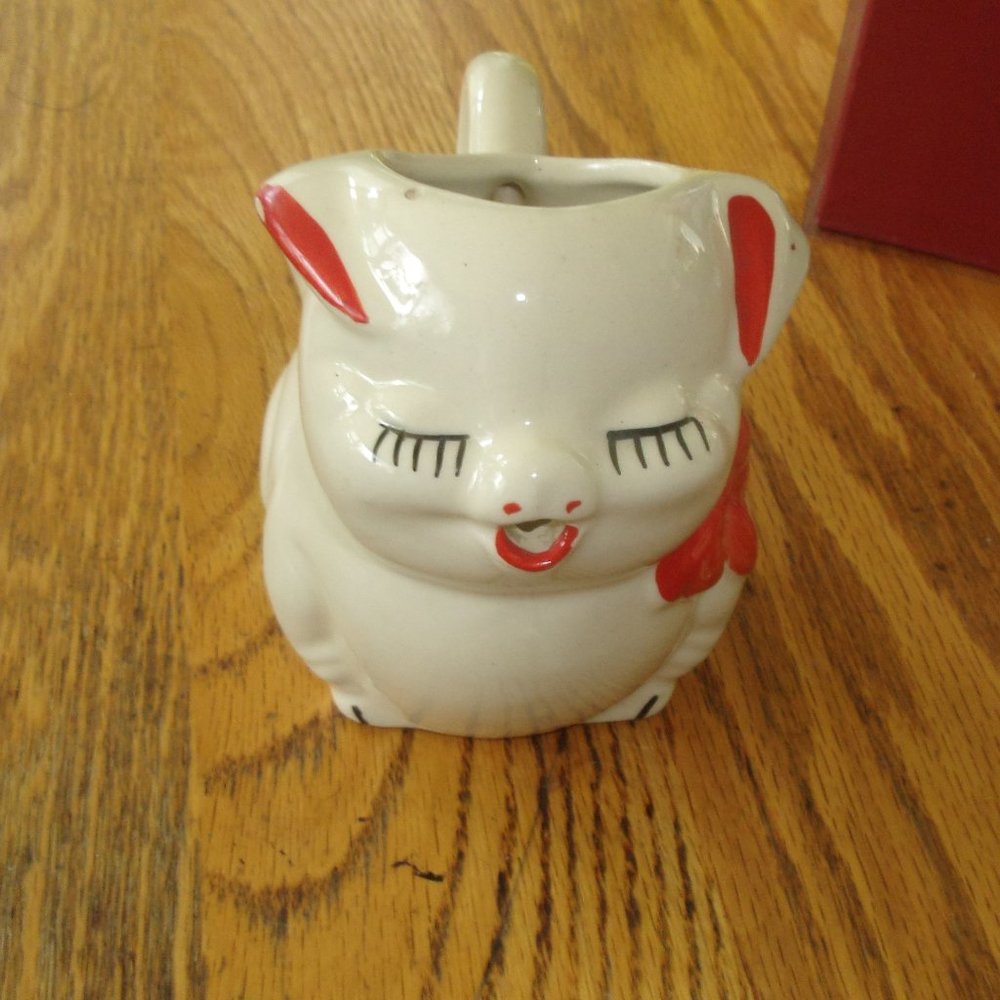 Shawnee pig creamer pitcher